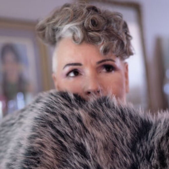 Meet your Posher, Patty - Picture 4 of 5